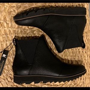 New Sorel Harlow Chelsea Waterproof Ankle Bootie